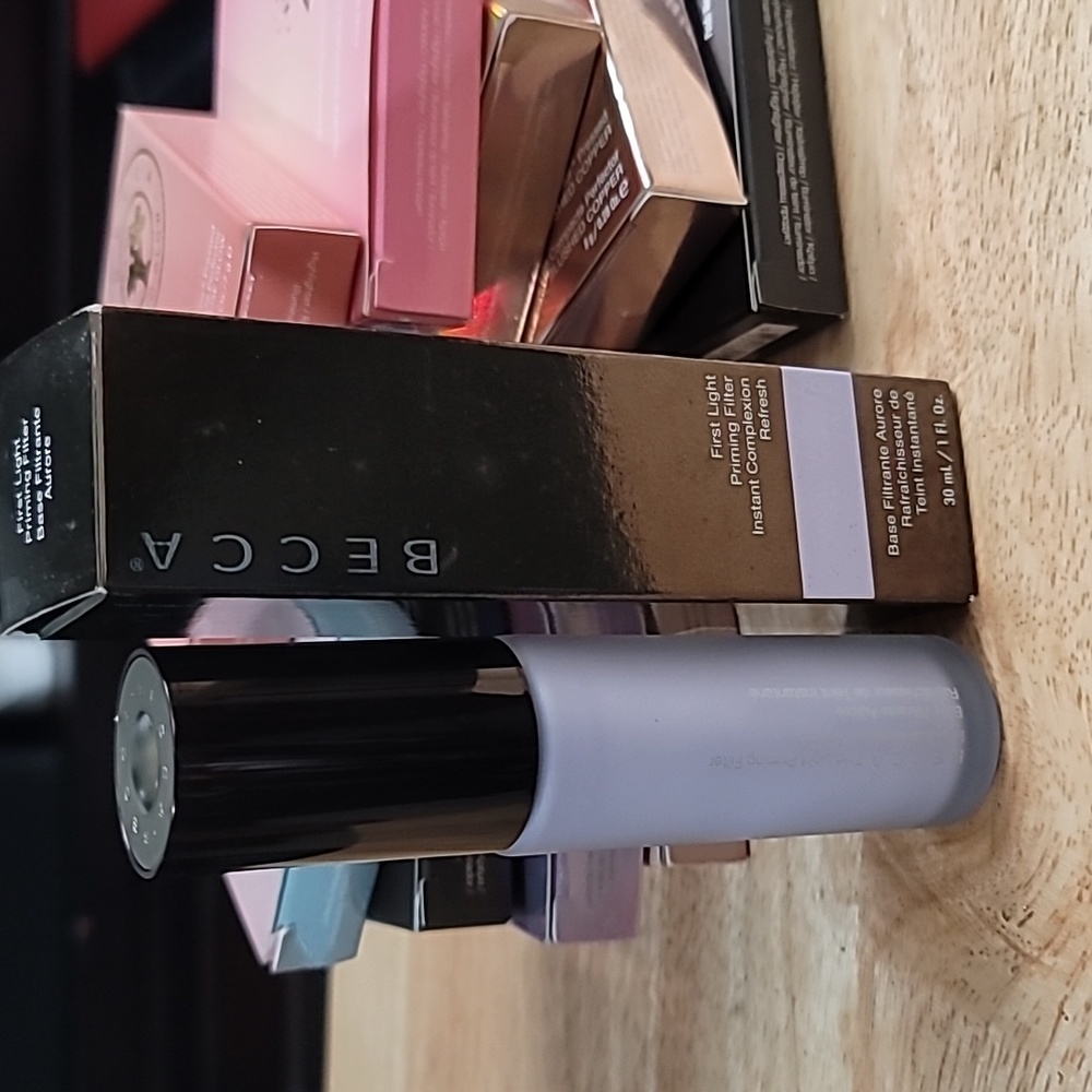 Becca first light priming filter 1 oz bottle